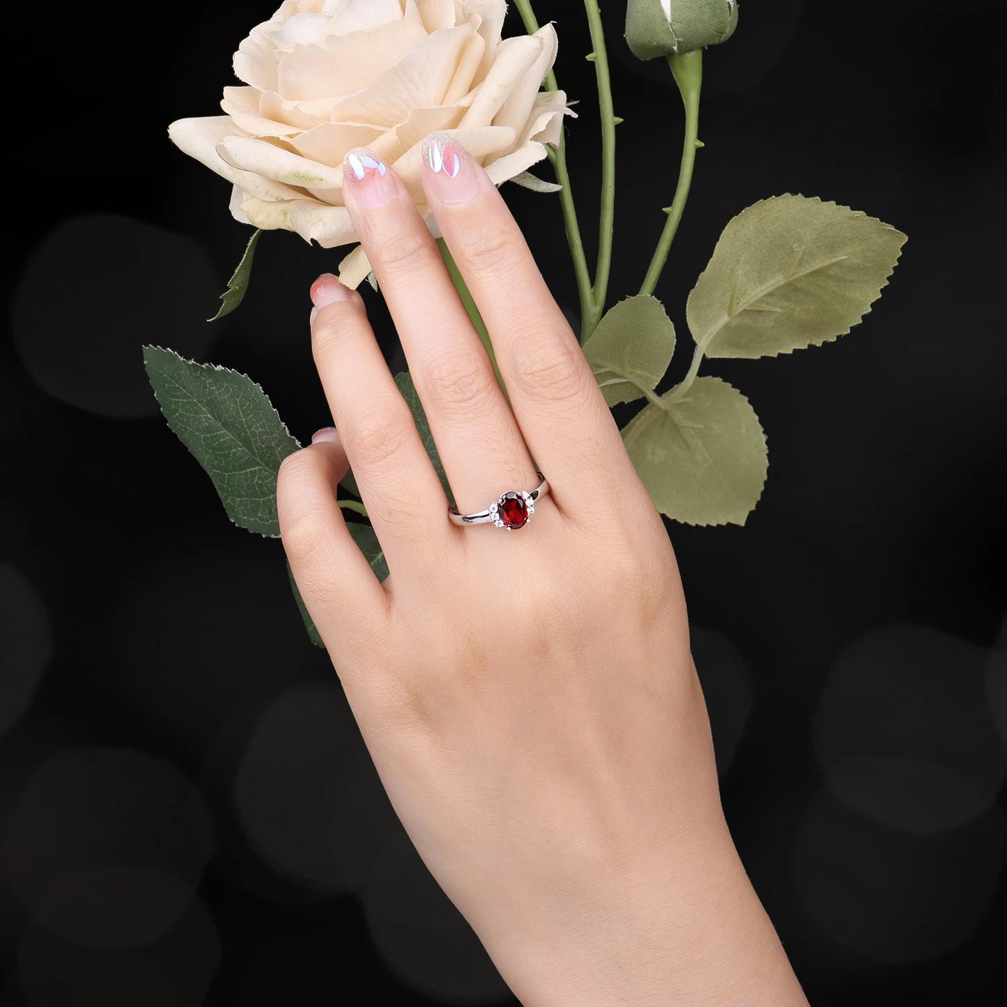 JewelryPalace Oval Red Natural Red Garnet 925 Sterling Silver Rings for Women Fashion Engagement Gemstone Birthstone Jewelry