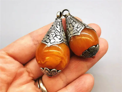 Nepal Hand Vintage Pendants Big Pearl Copper Capped Amber TBP333