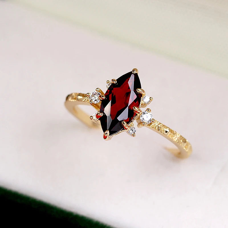 LAMOON Vintage Natural Garnet Rings For Women Natural Gemstone Luxury Wedding Engagement Ring 925 Sterling Silver Gold Plated