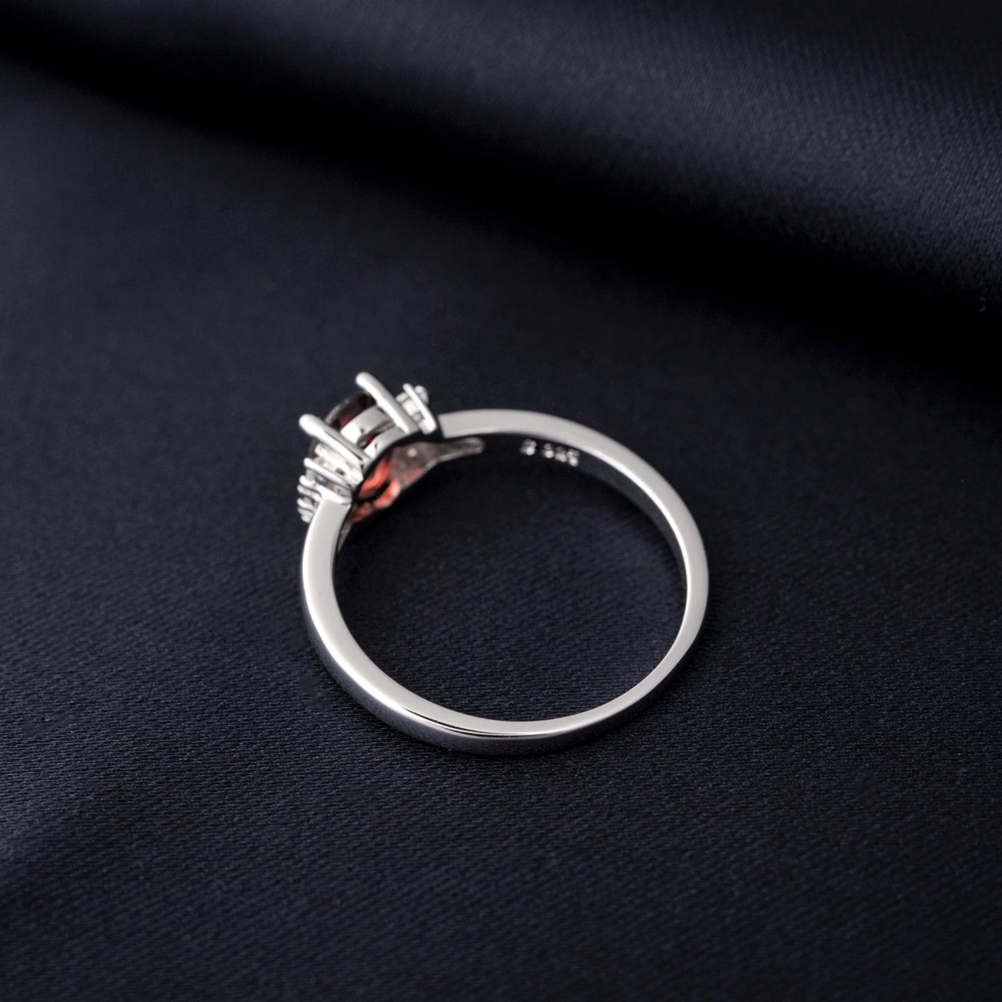 Potiy Natural Oval Shape Sky Blue Topaz Garnet Ring 925 Sterling Silver for Women Daily Wedding Party Jewelry