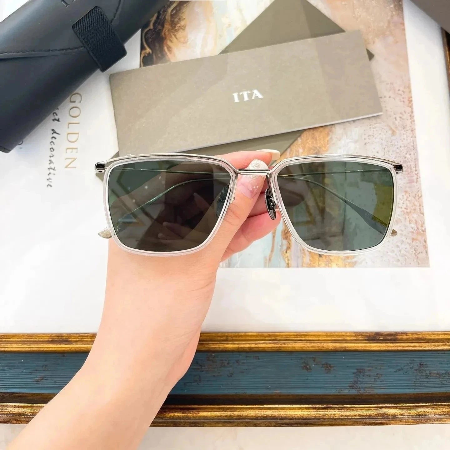 Original Ditaeds SCHEMA-ONE DTX106 Trendy Classic Casual Men Sunglasses Luxury Top Quality Gold Alloy Frame Women Couple Eyewear