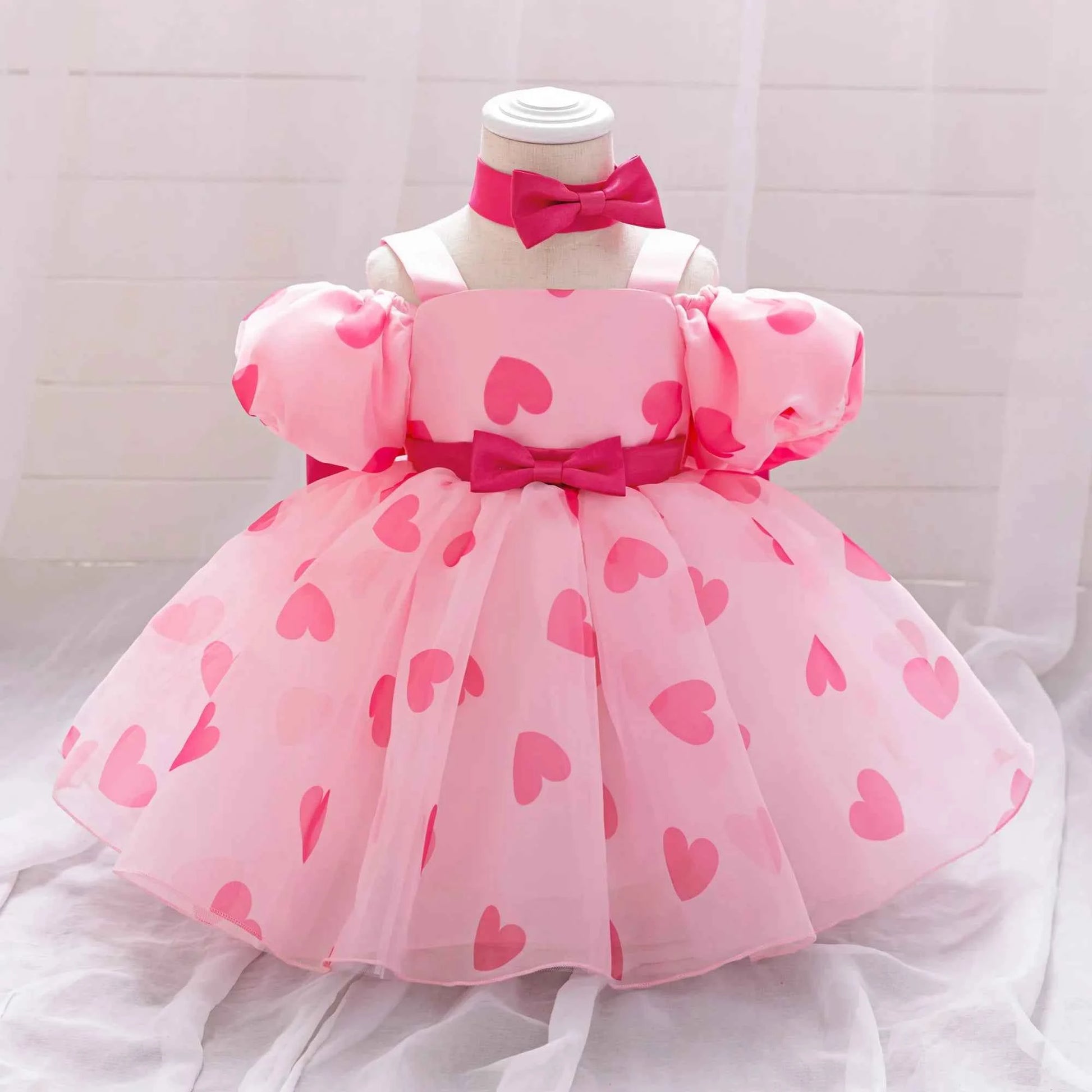 Infant Big Bow Love Print Baby Party Girls Dress Puff Sleeve Pink Tutu 1st Birthday Prom Dresses Girl Wedding Princess Ball Gown
