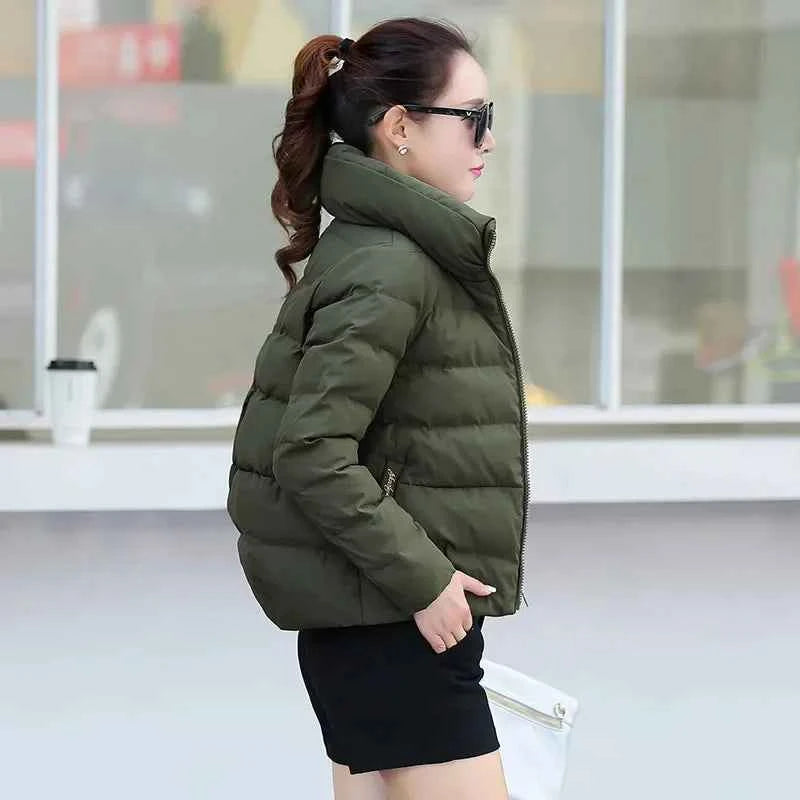 Red Quilted Padded Duck Down Short Woman Coat Thick Padding Jackets for Women Black Cropped Harajuku Fashion Winter Outer 2025