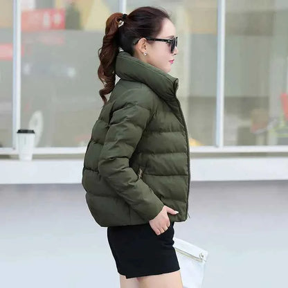 Red Quilted Padded Duck Down Short Woman Coat Thick Padding Jackets for Women Black Cropped Harajuku Fashion Winter Outer 2025