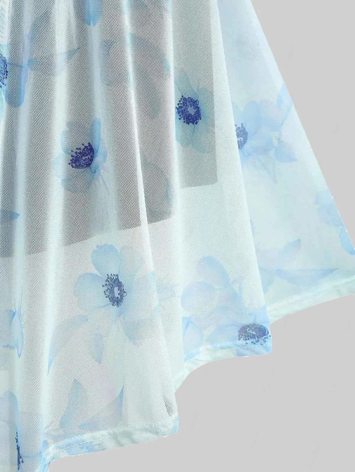 ROSEGAL Plus Size Flutter Sleeves Floral Dress and Lace-up A Line Cami Dress Set