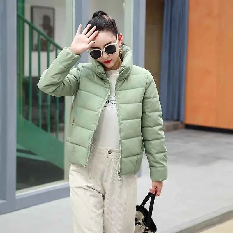 Red Quilted Padded Duck Down Short Woman Coat Thick Padding Jackets for Women Black Cropped Harajuku Fashion Winter Outer 2025