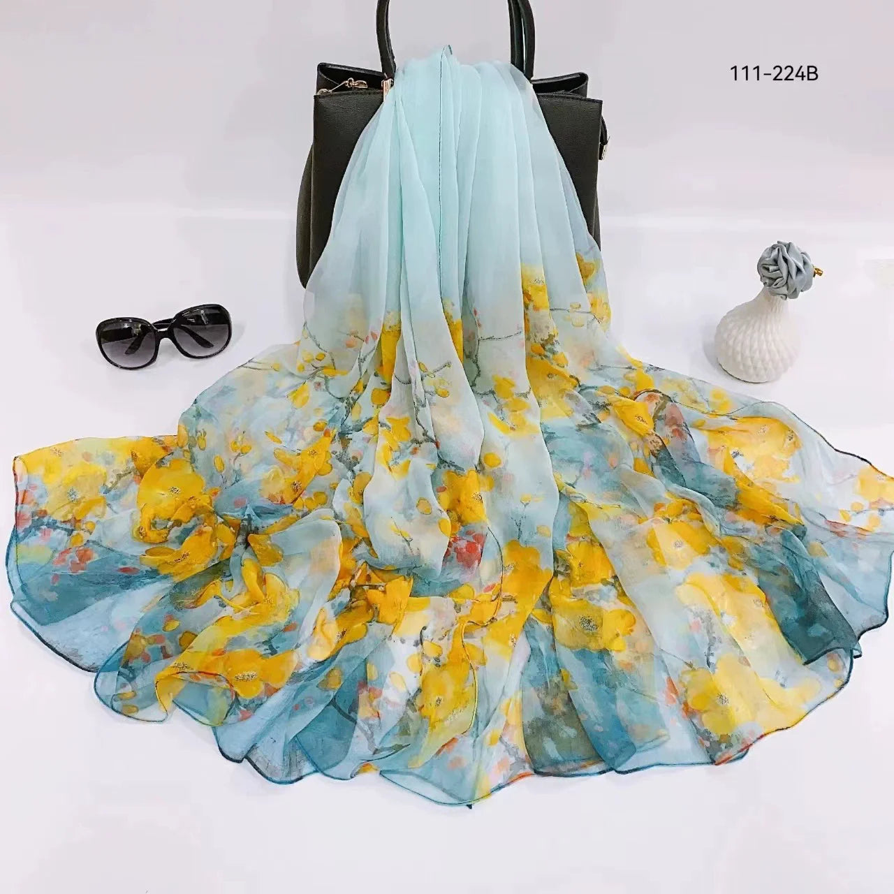 2025 Silk Scarf Women Hijab Pashmina Long Beach Stoles Shawl Wrap Headbands Spring Warm Scarves Bandana Ladies Neckscarf Foulard