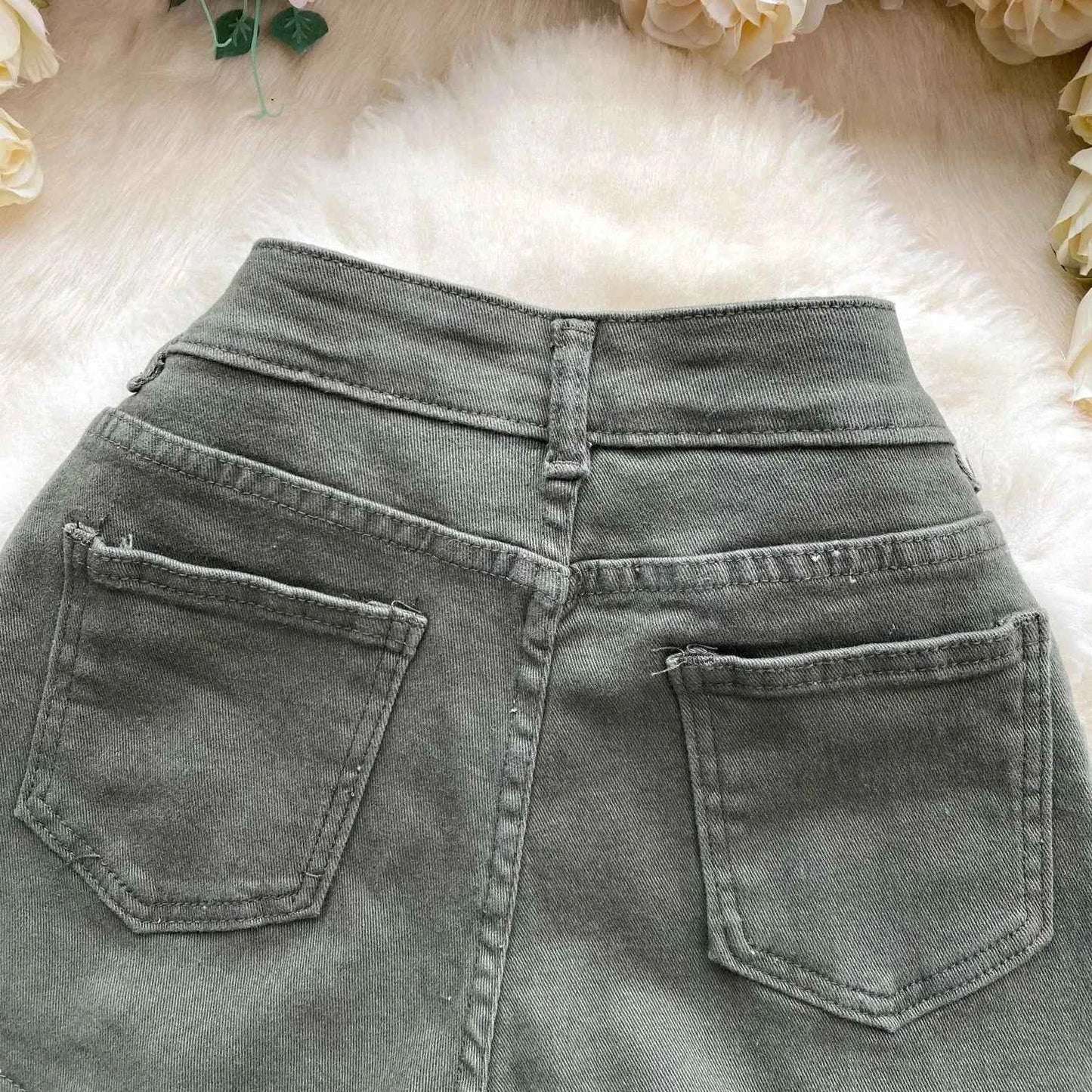 Women's Summer High Waisted Stretchy Denim Shorts Korean Cargo Style Slim Fit Ultra Short Hot Pants with Large Pockets for Dance