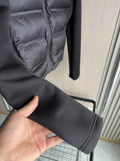 2025 Winter New Arrival  Women's Lightweight Warm Down Jacket with Long Sleeves and Zippered Hooded Sports Coat 4391742