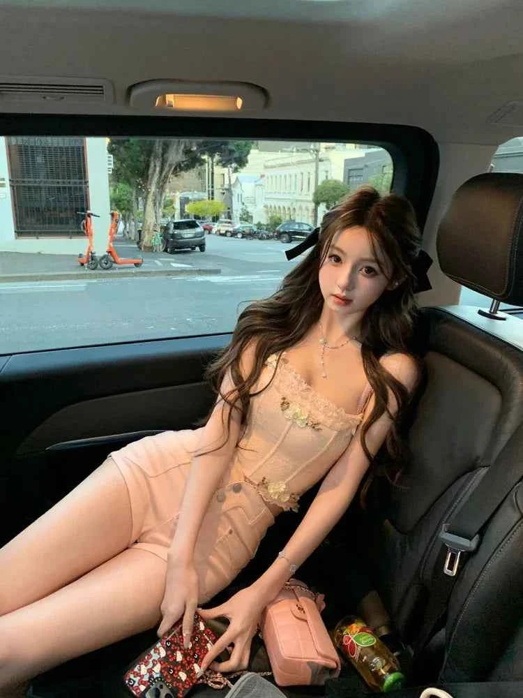 Summer Sexy Tight Women's Denim Shorts Casual Aesthetic Kpop Wholesale Youthful Design To Wear for Hot Female Short Jeans Pants