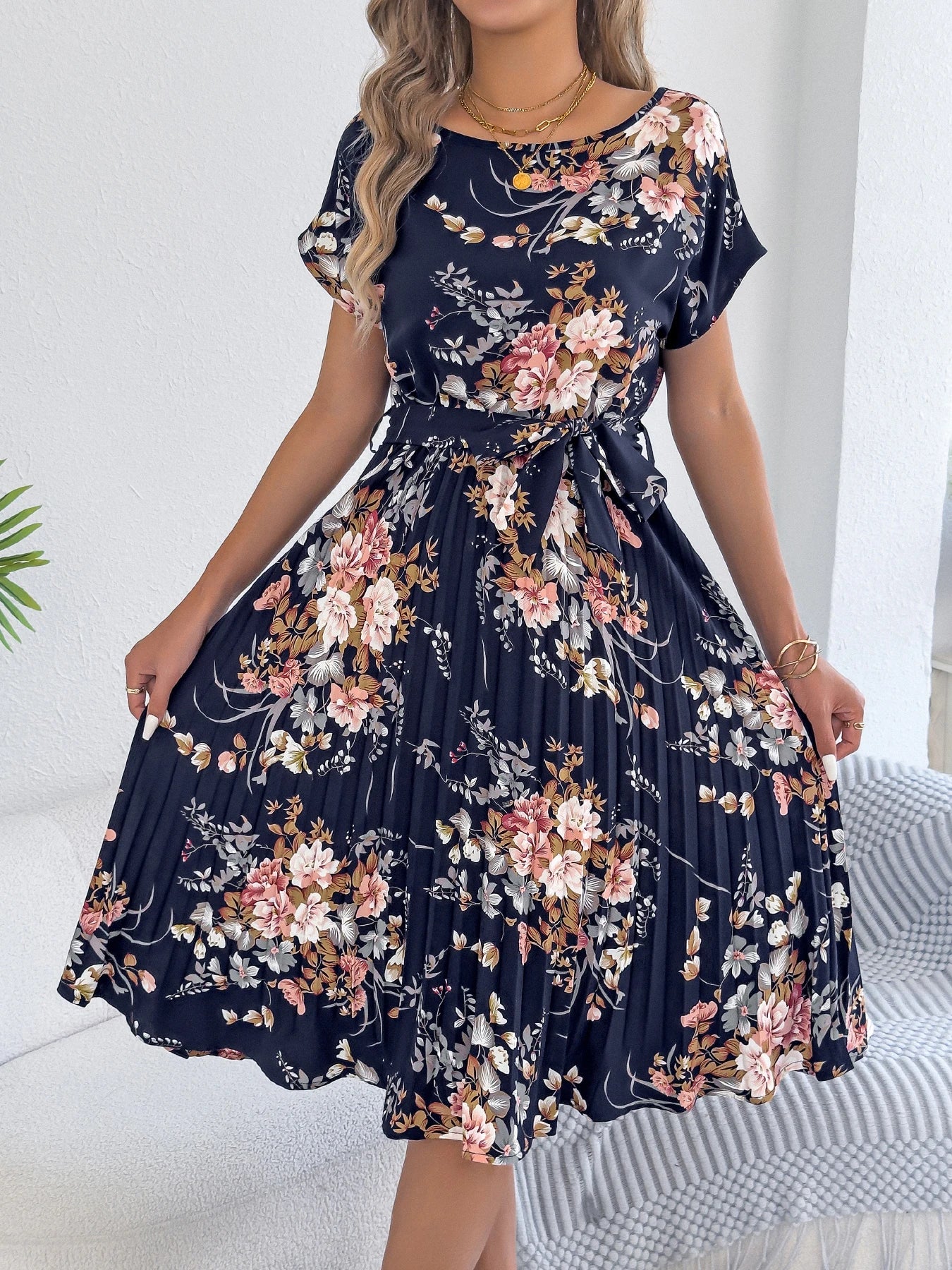 2025 Retro Floral Pattern Printed Dress Woman Elegant Spring Summer Round Neck Lace Up Short Sleeve Dress