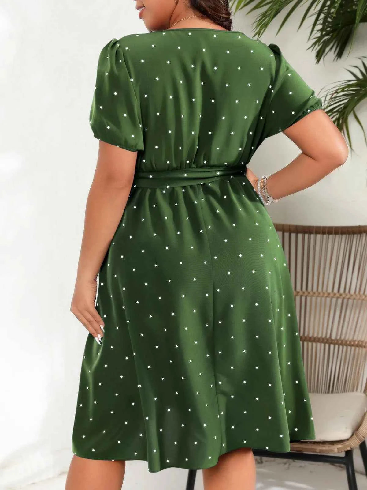 Plus Size Ladies Elegant Retro Polka Dot Waist Tie Square Neck Dress Classic Fashion Summer Short Sleeve Vacation A-line Skirt