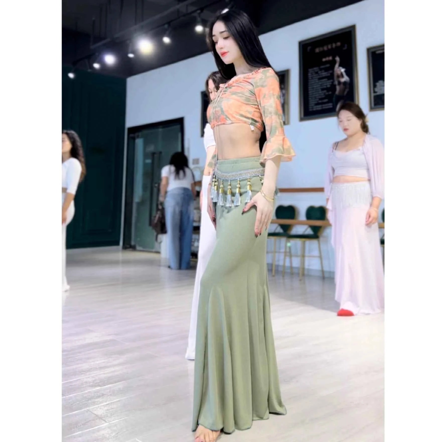 Yue Meng Feng Lu 2024 New Belly Dance Practice Suit Beginner Spring Summer Breathable Bell Sve Performance Costume Women