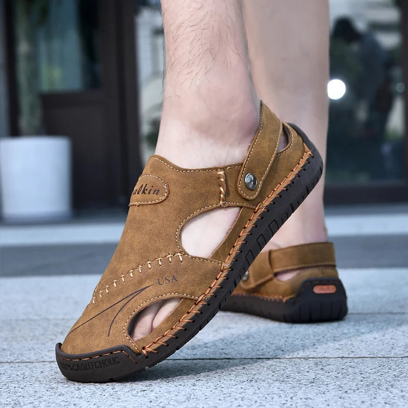 New Handmade Summer Sandals Men Breathable Leather Shoes Man Outdoor Men Sandals Antiskid Beach Sandals Hollow Shoes Fashion