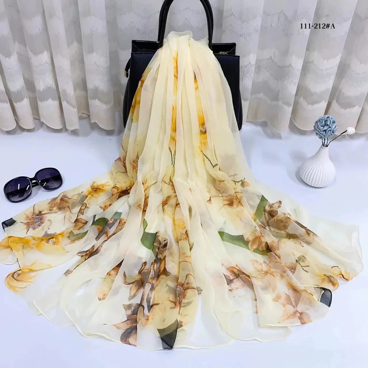 2025 Silk Scarf Women Hijab Pashmina Long Beach Stoles Shawl Wrap Headbands Spring Warm Scarves Bandana Ladies Neckscarf Foulard