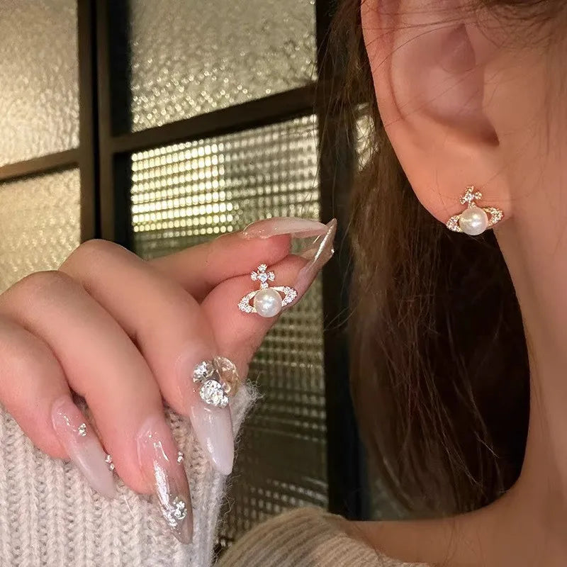 Saturn Planet Shape Pearl Bling Zircon Diamonds Cute Little Stud Earrings for Woman White Gold Filled Sterling Silver Jewellery