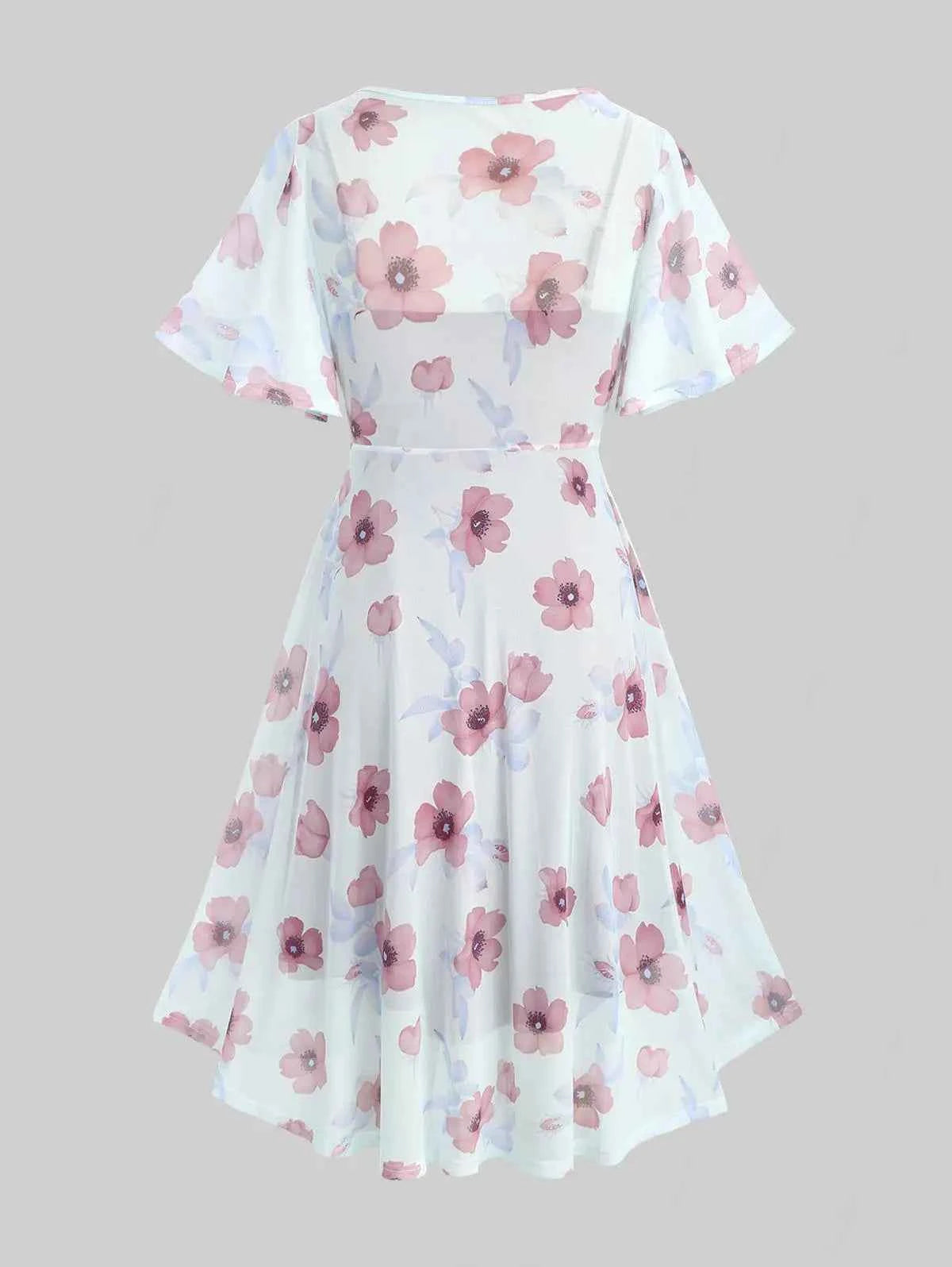 ROSEGAL Plus Size Flutter Sleeves Floral Dress and Lace-up A Line Cami Dress Set