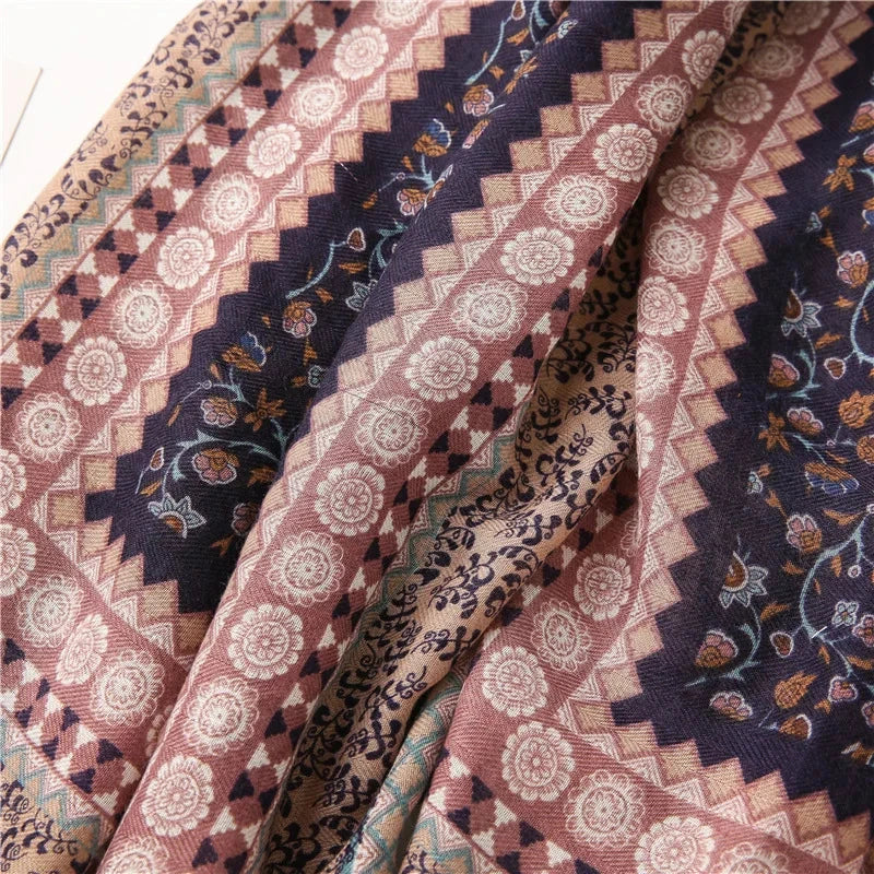 2025 Luxury Retro Bohemian Floral Women Viscose Scarf Designer Shawl Cotton Linen Feeling Tassel Pashmina Muslim Hijab Wrap