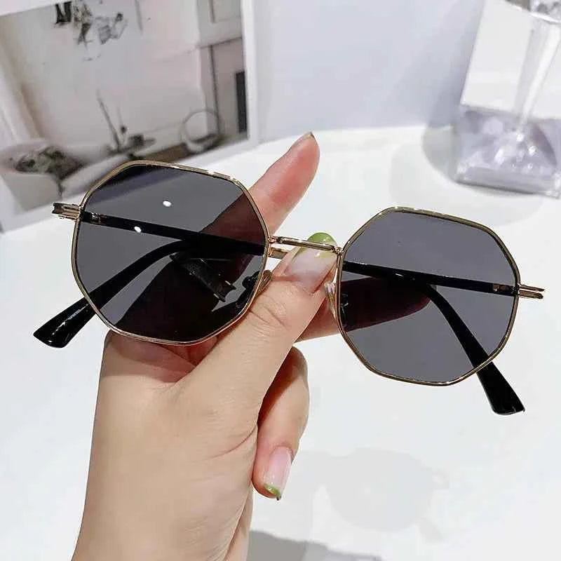 Vintage Polygonal Women Sunglasses Trendy Brand Metal Small Frame Gold-trimmed Gradient Sun Glasses