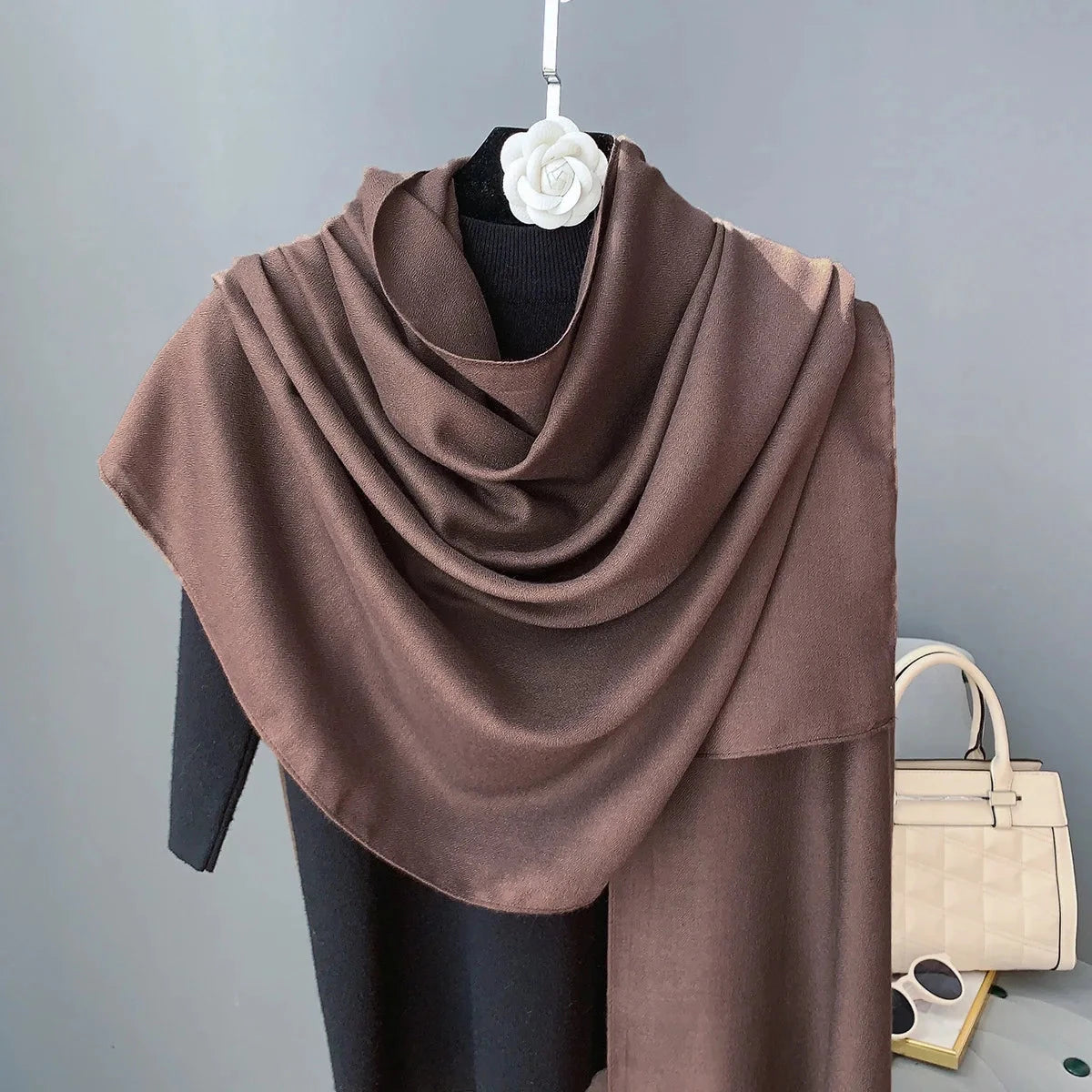 New Solid Cotton Scarf for Women Winter Warm Tassel Linen Pashmina Scarves Hijab Lady Foulard Shawls Wraps Female Bandana