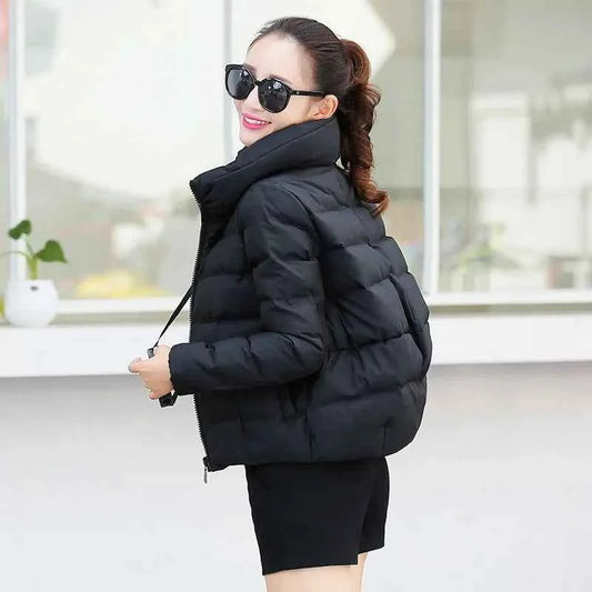 Red Quilted Padded Duck Down Short Woman Coat Thick Padding Jackets for Women Black Cropped Harajuku Fashion Winter Outer 2025