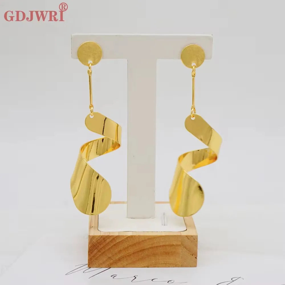 Fan Shape Earrings New Fashion Dubai Gold Color Drop Earrings French African Women Girls Party Gifts Wedding Jewelry Earring