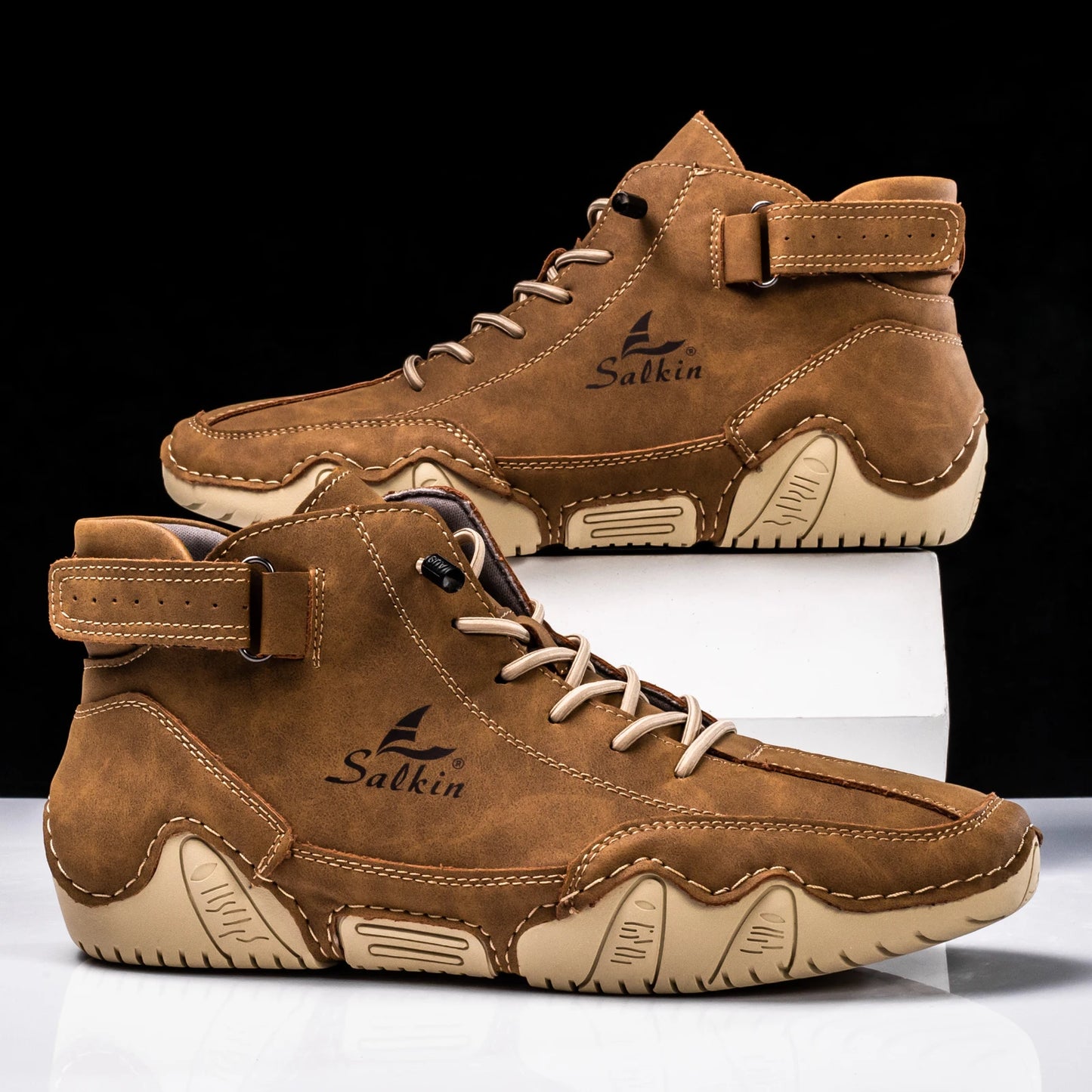 New 2025 Handmade Leather Casual Men Shoes Design Sneakers Man Breathable Leather Shoes Men Ankle Boots Outdoor