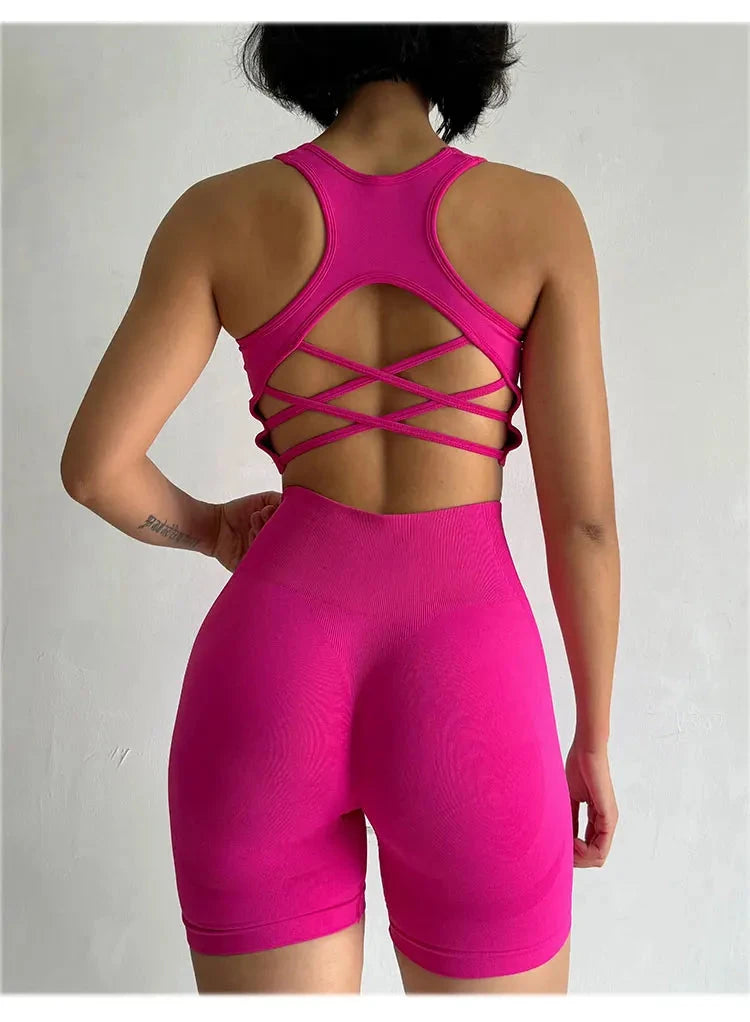 High Waist Seamless Fitness Suit Shockproof Sports Bra Women Quick-drying Training for Lifting Buttocks Three-point Shorts Sets
