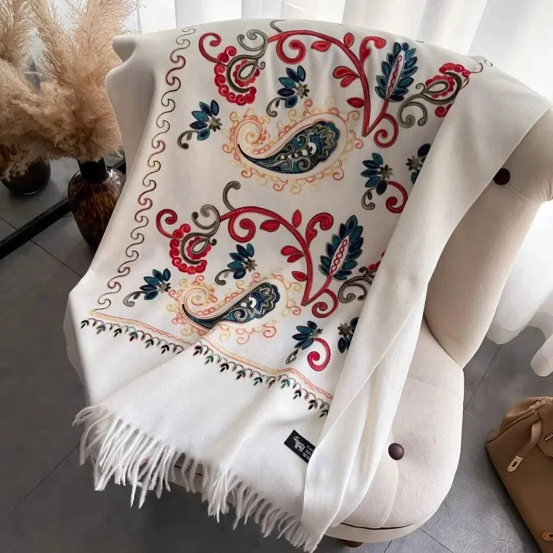 Travel Warm Cashmere Shawl Scarf Fashion Women Embroidery Print Pashmina Blanket Wraps Female Poncho Bufanda Autumn and Winter