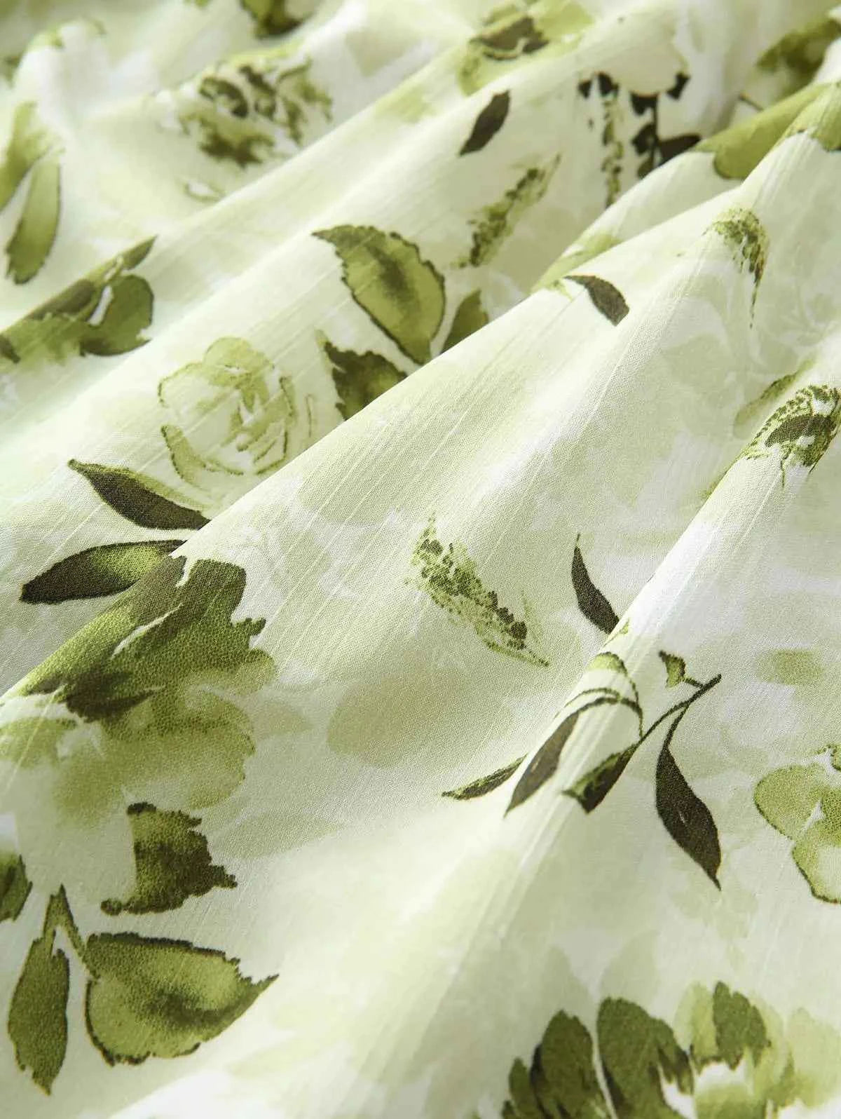 ROSEGAL Plus Size Women Floral Sundress Set Lace Up Ribbed Crop Top And Ruffles Floral Leaf Print Twist Cami Dres New Arrived