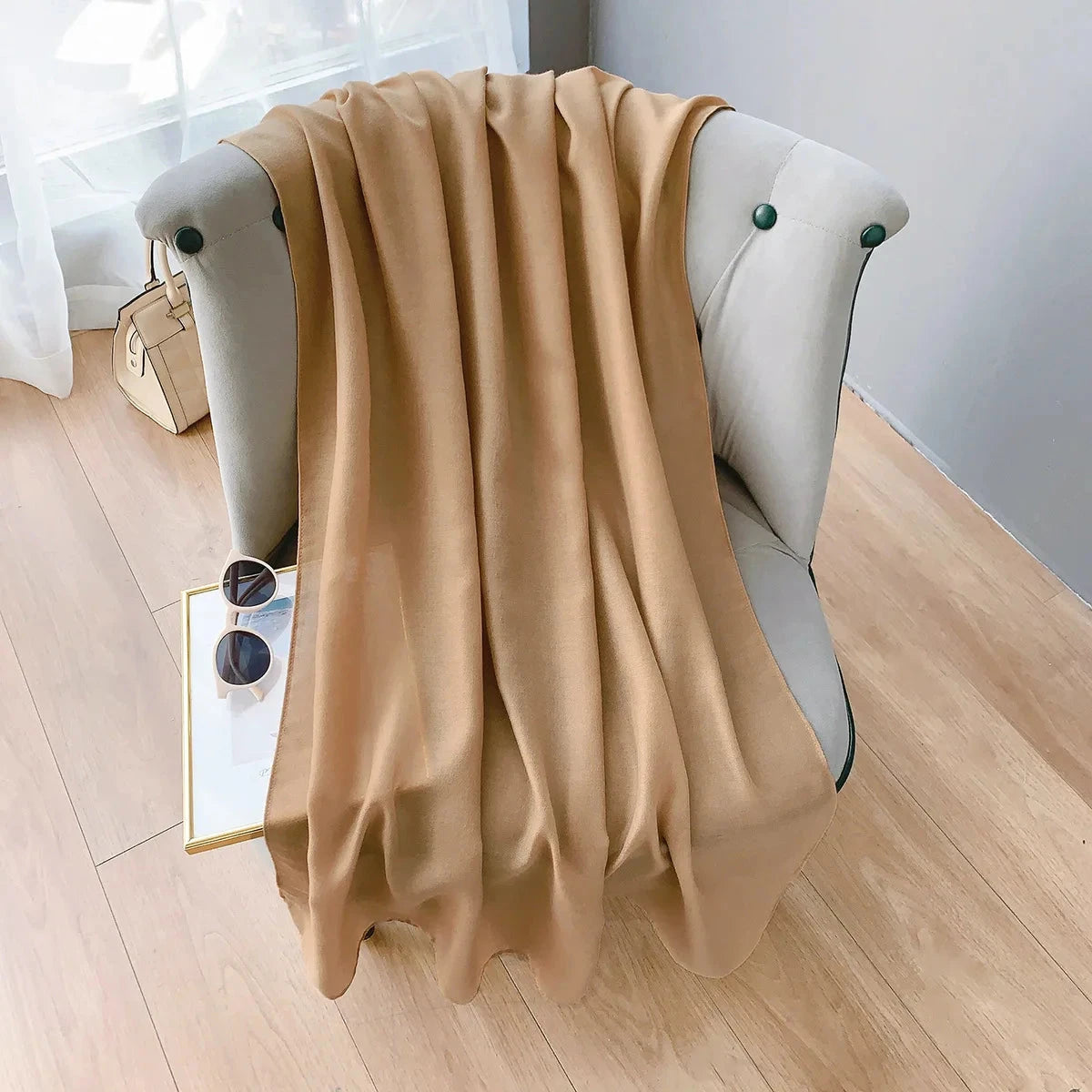 New Solid Cotton Scarf for Women Winter Warm Tassel Linen Pashmina Scarves Hijab Lady Foulard Shawls Wraps Female Bandana