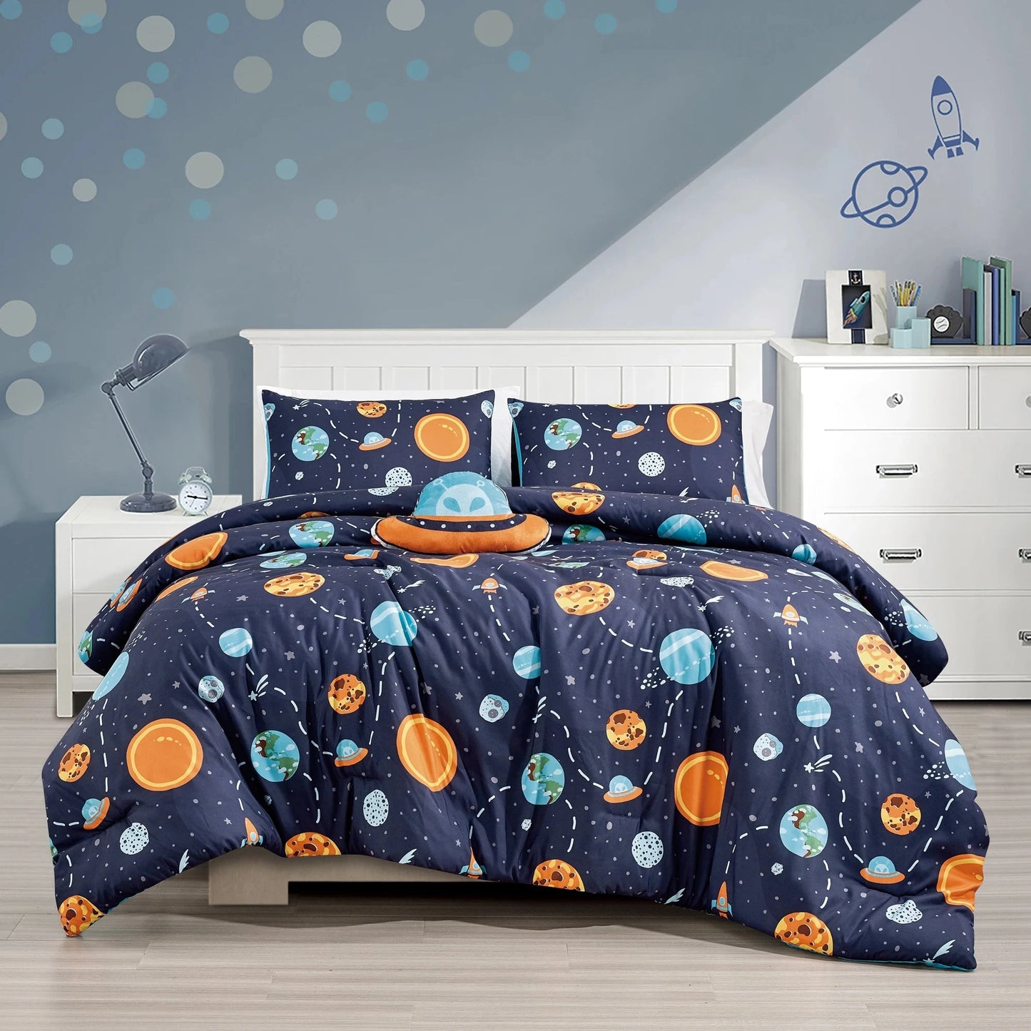 4 Piece Twin Size Bedding Comforter Set, Ultra Soft Polyester Elegant Bedding Comforters--Navy with Universe Hearts - AMULET RING STORE