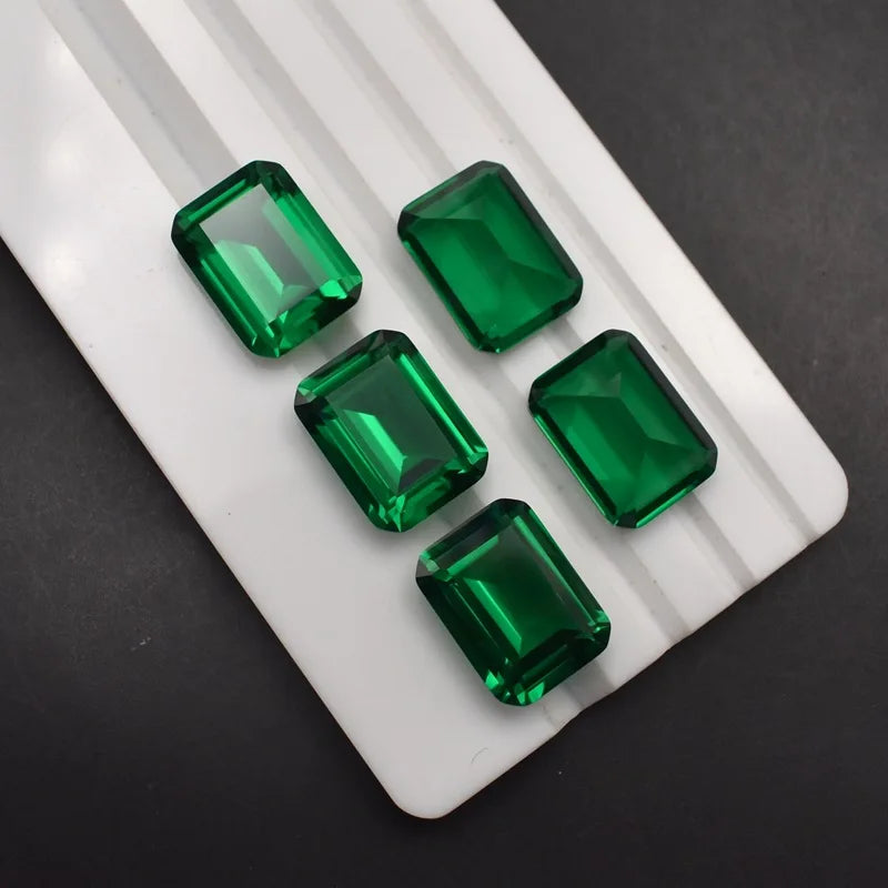 Natural Mined Emerald Green 10.50 Cts10x14mm Rectangle Cut AAAAA Sri-Lanka VVS Emerald Cut Gem