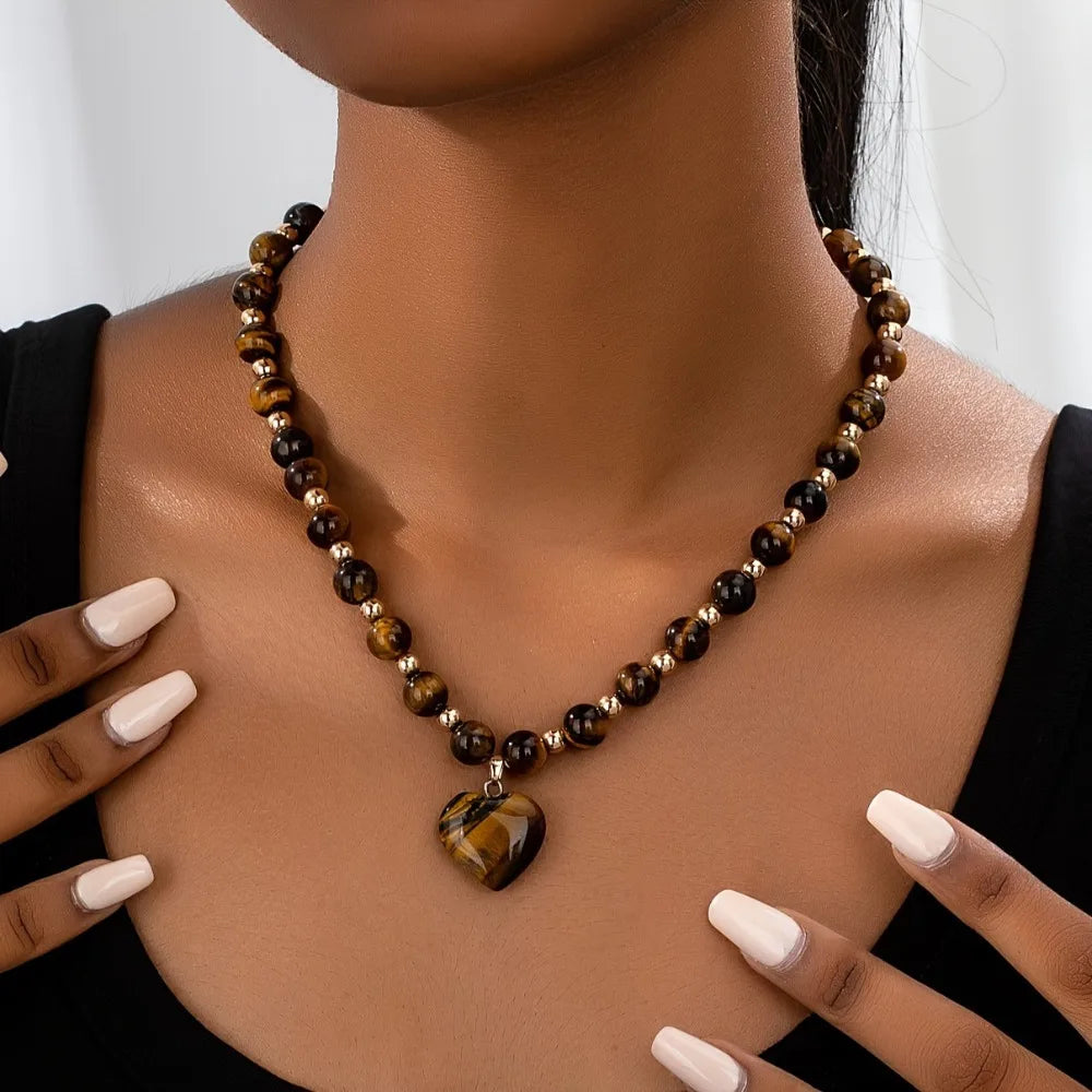 Luxurious Tiger Eye Stone Beaded Necklace for Women Men Heart Pendant High Quality Choker Elegant Style Jewelry Accessories Gift