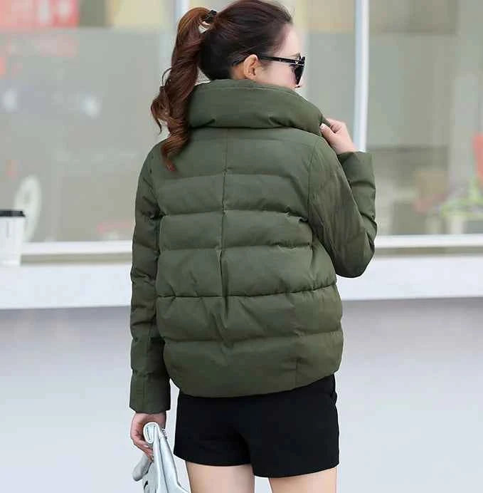 Red Quilted Padded Duck Down Short Woman Coat Thick Padding Jackets for Women Black Cropped Harajuku Fashion Winter Outer 2025