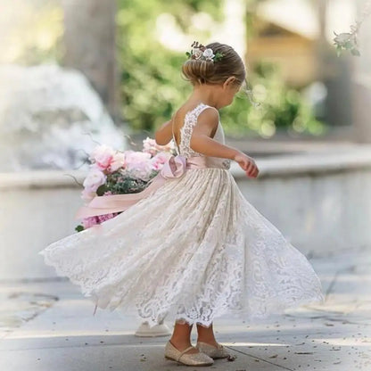 Luxury Appliqué  Flower Girl Dress Spaghetti Straps Birthday Lace Appliques Off Shoulder V-Neck First Communion Gown