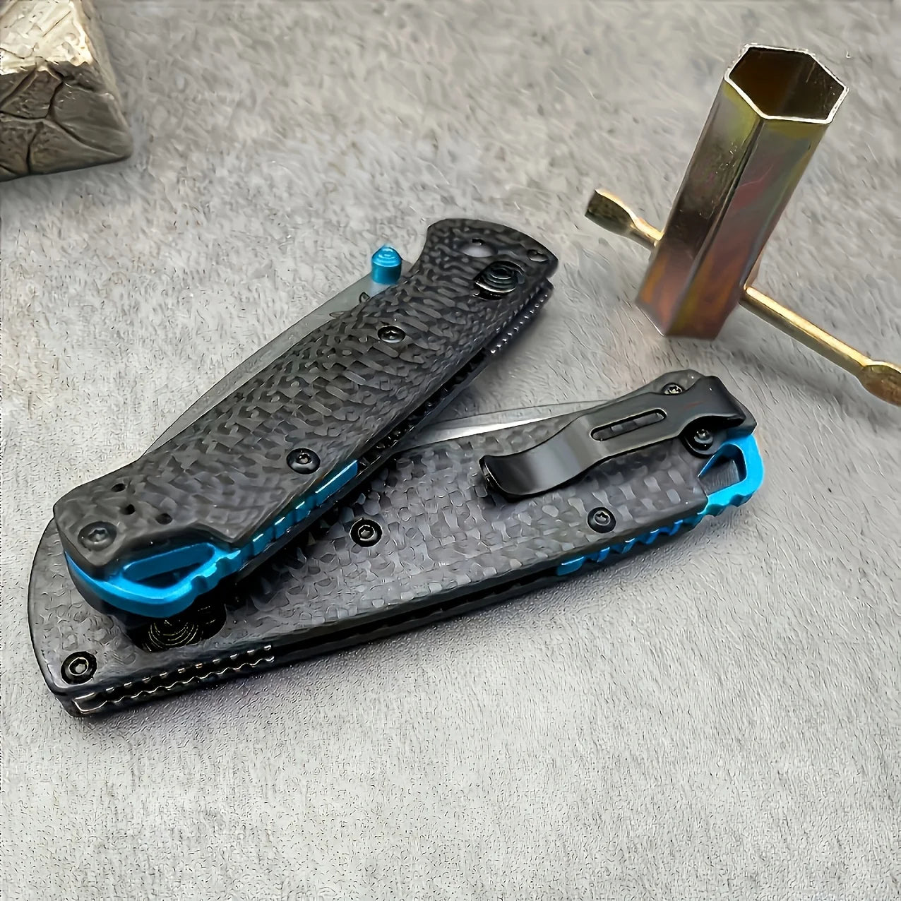 BM 535/533 Folding Knife with Shaft Lock - High Hardness S35V Blade Carbon Fiber Handle - Men Must Have Outdoor Men's Gift