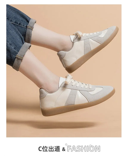 Leisure Sports Shoes For Women Comfortable Soft Bottom Outdoor Walking Shoes Lady Fashion Flats Shoes New Low-top Shoes - AMULET RING STORE