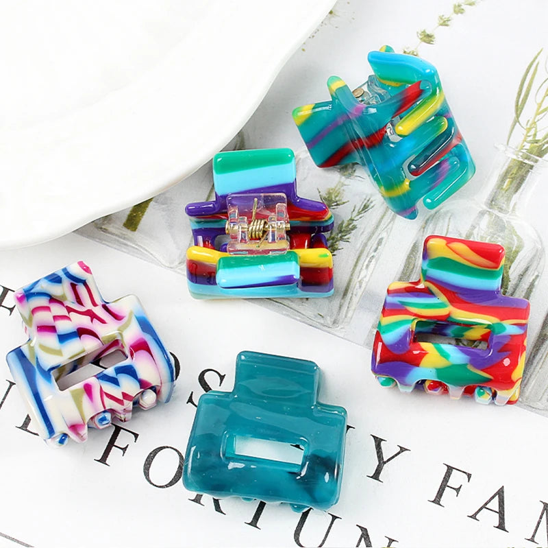 Bgffuy Leopard Korea Acetate Hollow Colorful Mini Hair Claws Crab Hair Clips for Child Girls Hairpins Hair Accessories Barrettes