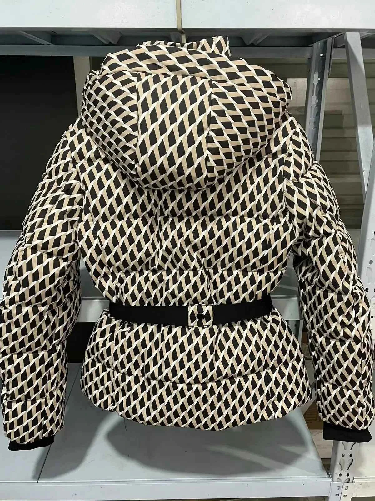 Women's Winter Hooded High Waist Padded Sport Parkas Coats with Belt Female Elegant Thick Warm Pockets Windproof Skiing Jackets