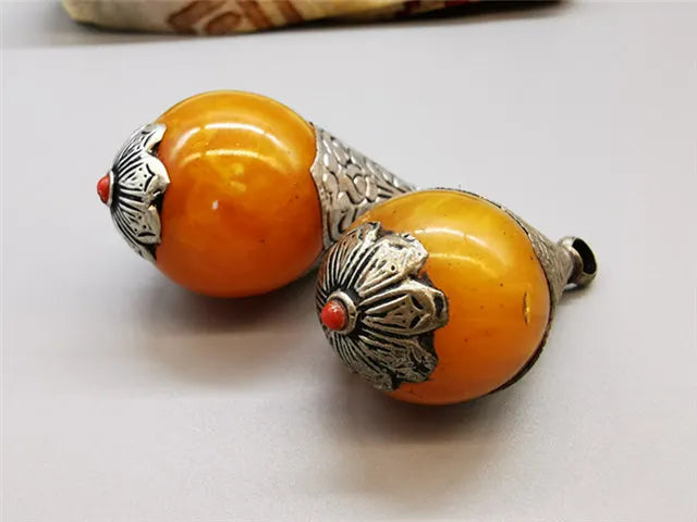 Nepal Hand Vintage Pendants Big Pearl Copper Capped Amber TBP333