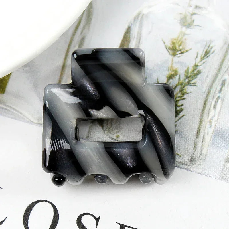 Bgffuy Leopard Korea Acetate Hollow Colorful Mini Hair Claws Crab Hair Clips for Child Girls Hairpins Hair Accessories Barrettes