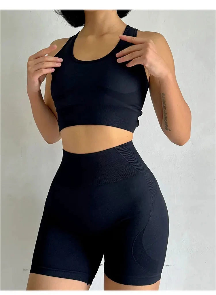 High Waist Seamless Fitness Suit Shockproof Sports Bra Women Quick-drying Training for Lifting Buttocks Three-point Shorts Sets