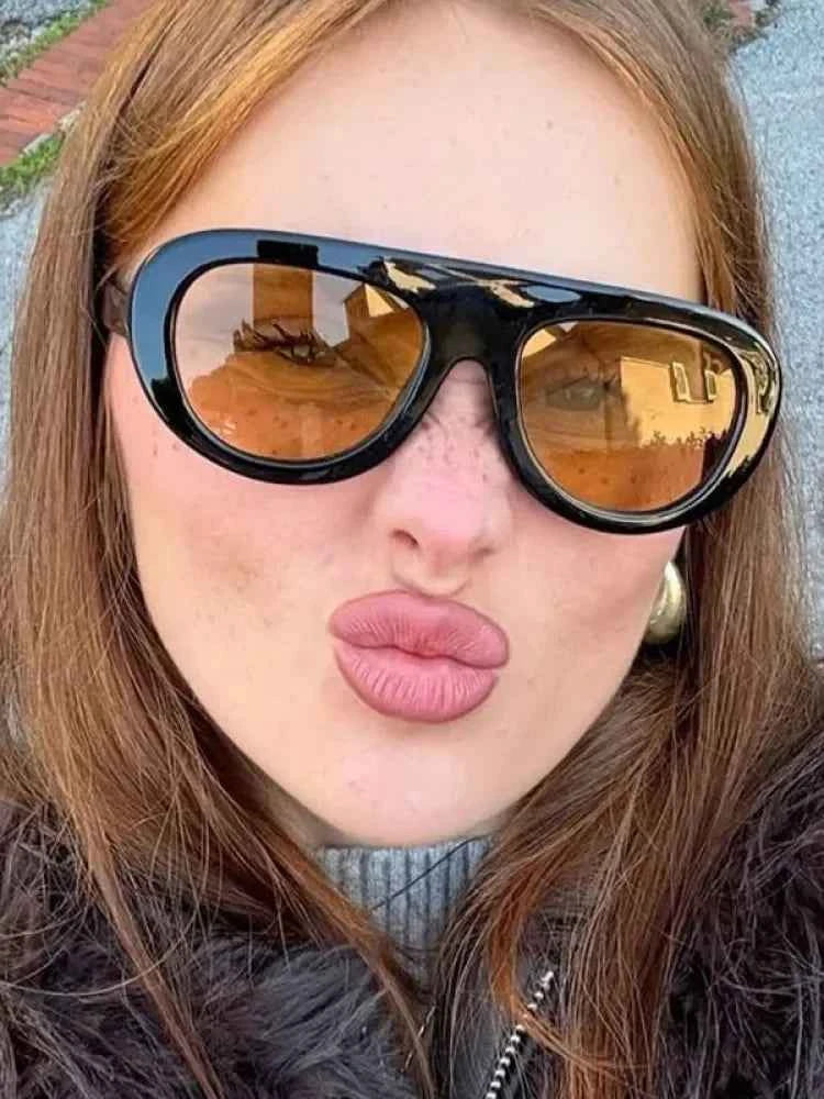 Y2K Retro Round Small Sunglasses Trendy Leopard Print Glasses Vintage Unisex Eyewear for Women Men Bold Fashion Accessories