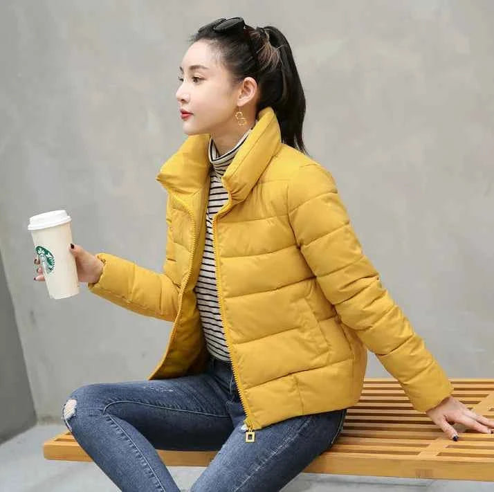 Red Quilted Padded Duck Down Short Woman Coat Thick Padding Jackets for Women Black Cropped Harajuku Fashion Winter Outer 2025