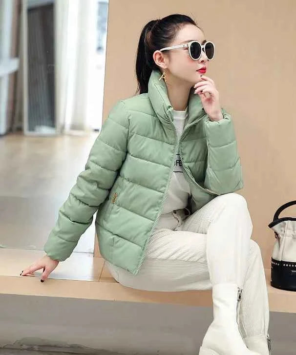 Red Quilted Padded Duck Down Short Woman Coat Thick Padding Jackets for Women Black Cropped Harajuku Fashion Winter Outer 2025