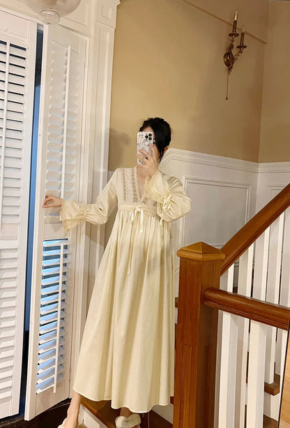 Vintage Embroidery Cotton Long Nightgowns For Lady Lace  Long Sleeve Beige Elegant Nightshirts Comfortable Sexy Night Dress