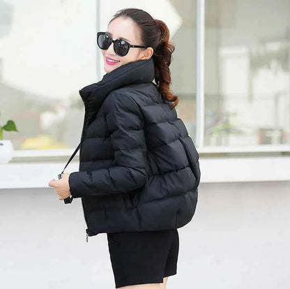 Red Quilted Padded Duck Down Short Woman Coat Thick Padding Jackets for Women Black Cropped Harajuku Fashion Winter Outer 2025