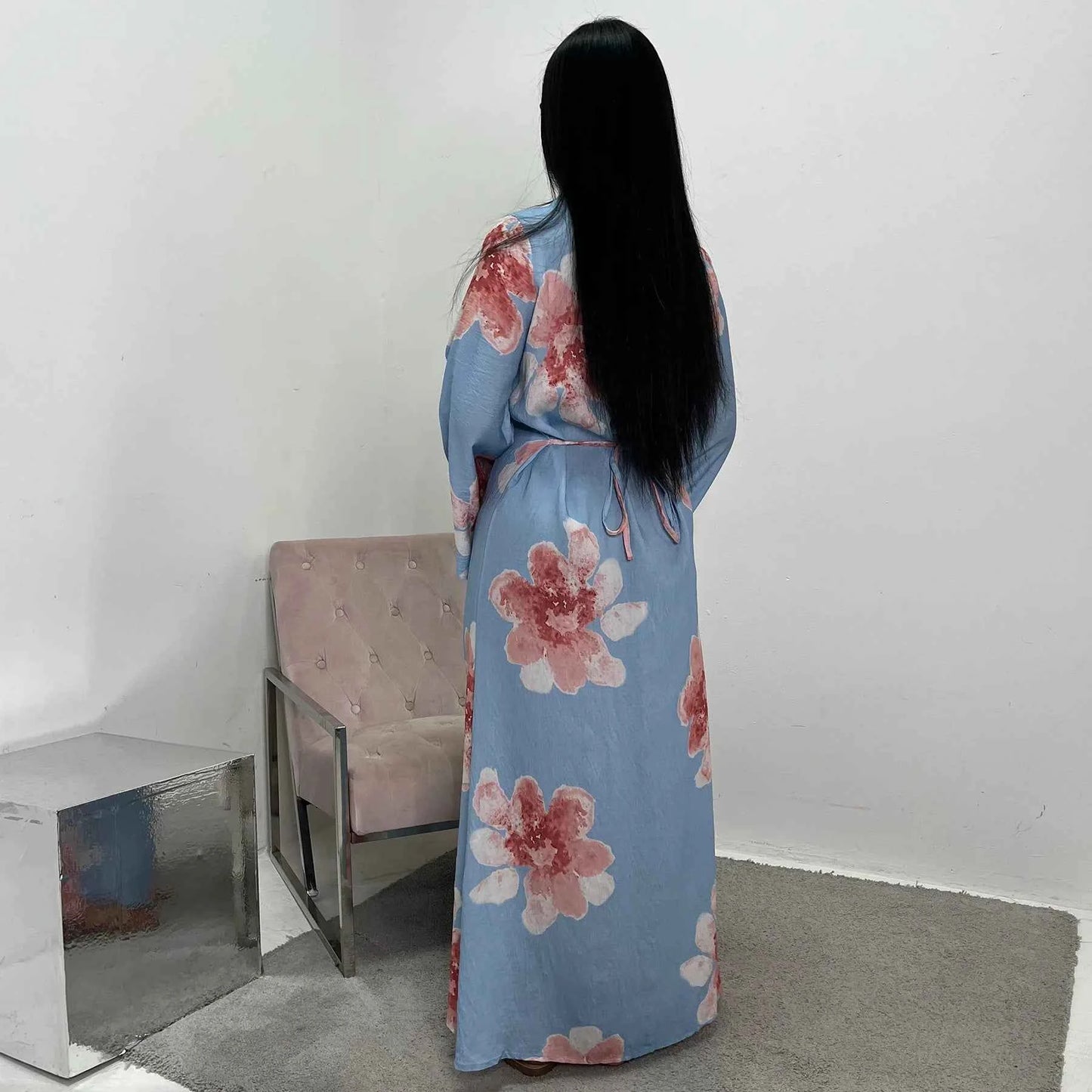 Arabesque Bell Sleeve Flowy Maxi Abaya Dress Elegant Floral Print Muslim Modest Long Dress Islamic Vacation Outfit Summer Robe