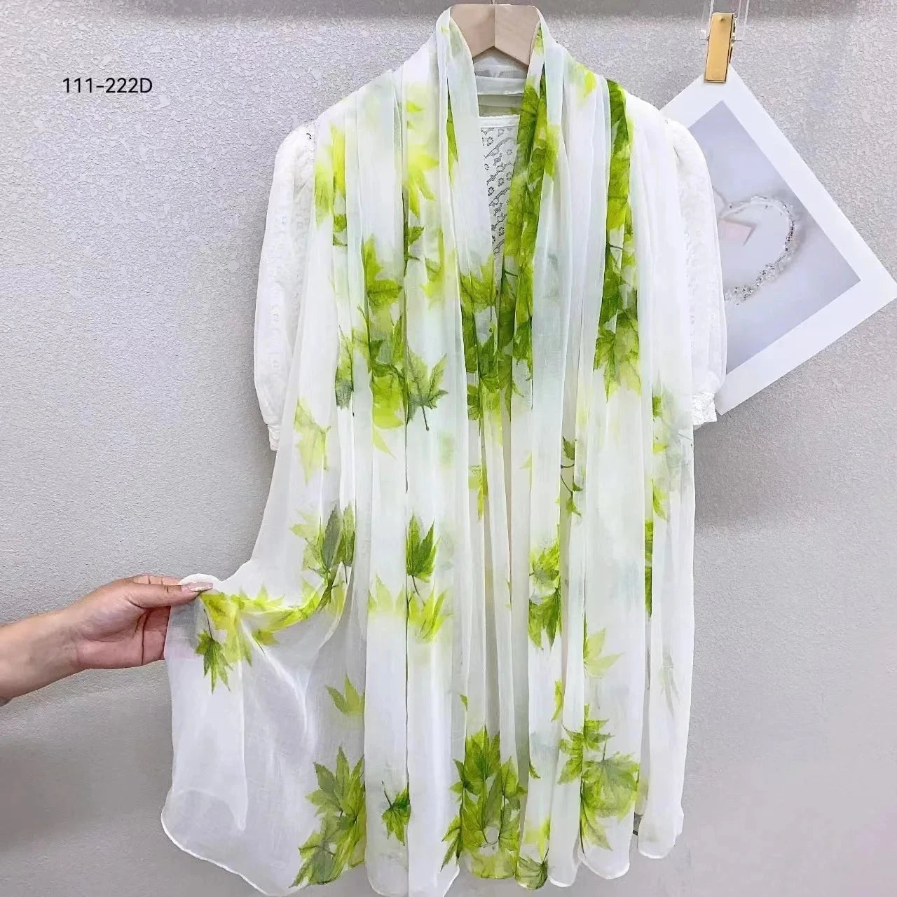 2025 Silk Scarf Women Hijab Pashmina Long Beach Stoles Shawl Wrap Headbands Spring Warm Scarves Bandana Ladies Neckscarf Foulard